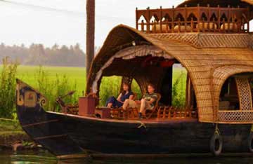 kerala houseboat economy Trip